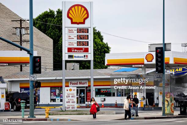 Shell Gas La Rams 294 Lankershim Los Angeles County California Stock Photos, High-Res ...