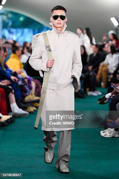 Model on the runway at the Burberry Spring 2024 Ready To Wear Fashion Show held at Highbury Fields on September 18, 2023 in London, England.