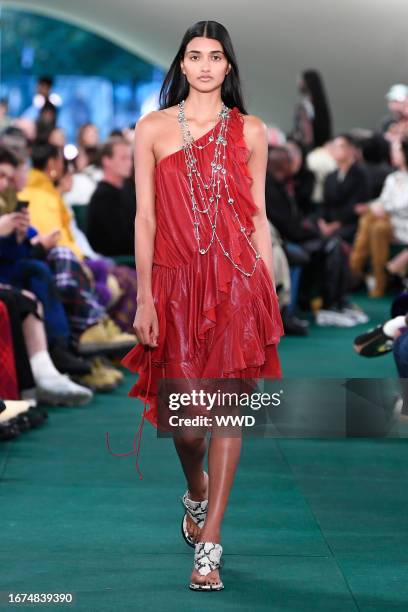 Model on the runway at the Burberry Spring 2024 Ready To Wear Fashion Show held at Highbury Fields on September 18, 2023 in London, England.