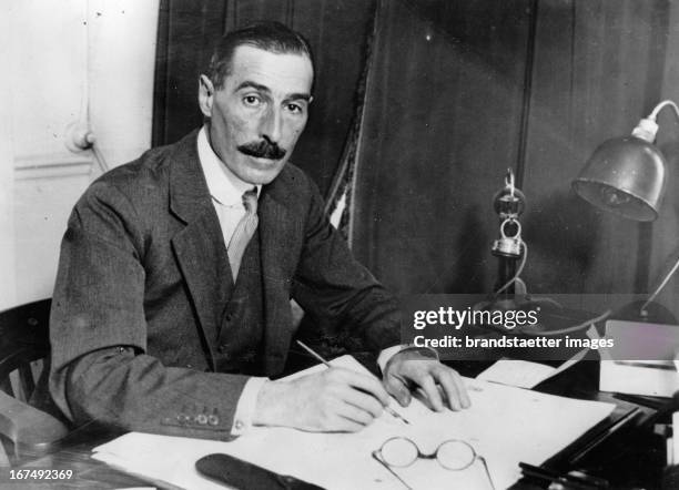 The new Britisch ambassador in Berlin: Neville Henderson. 1937. Photograph. Der neue britische Botschafter in Berlin Neville Henderson. 1937....