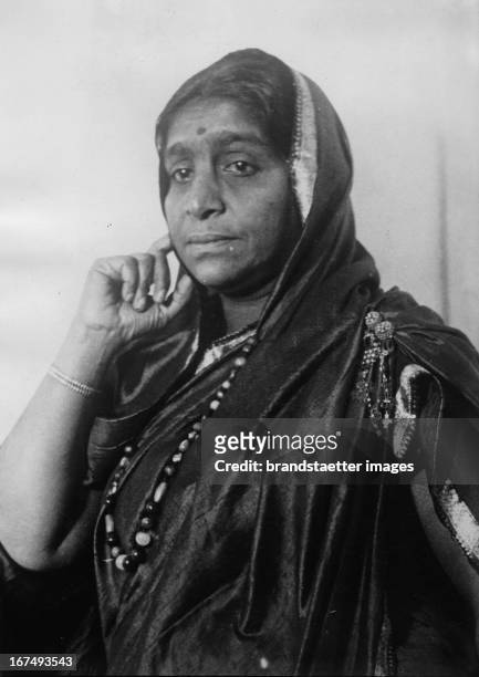 Indian poet Sarojini Naidu. Portrait. 13th May 1930. Photograph. Die indische Dichterin Sarojini Naidu. Portrait. 13.5.1930. Photographie.