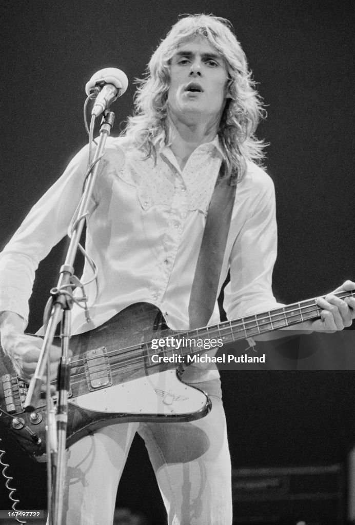 Wishbone Ash Bassist