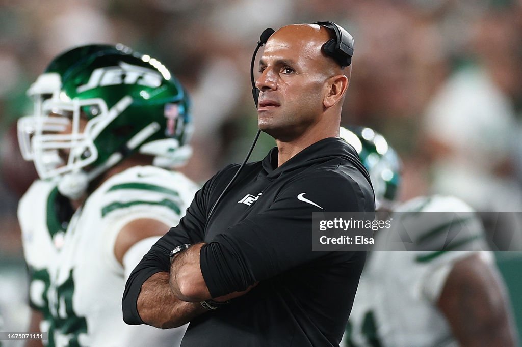 Buffalo Bills v New York Jets