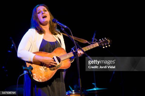 Madeleine Peyroux performs on stage in concert at Palau de la Musica during Guitar Festival BCN on April 25, 2013 in Barcelona, Spain.