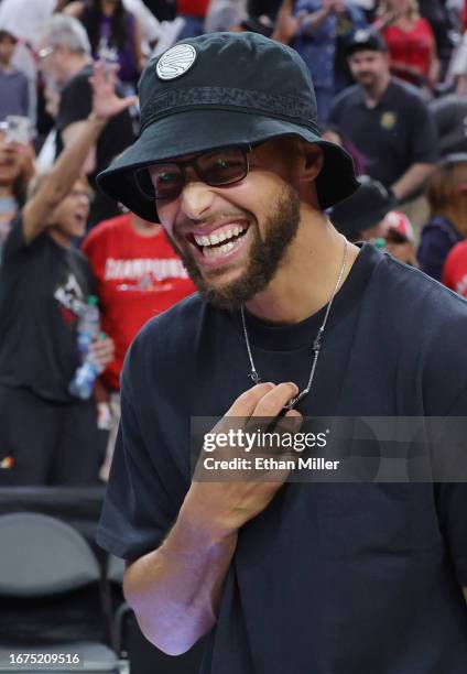 Player Stephen Curry of the Golden State Warriors attends a game between the Phoenix Mercury and the Las Vegas Aces at T-Mobile Arena on September...