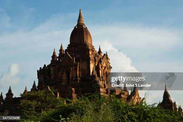 Guni Fall 56 Guni Stock Photos, High-Res Pictures, and Images - Getty Images