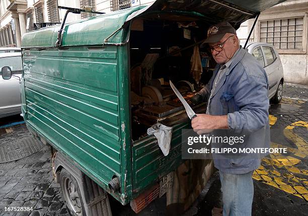 107 Monkey Grinder Stock Photos High Res Pictures And Images Getty 107-monkey-grinder-stock-photos-high-res-pictures-and-images-getty
