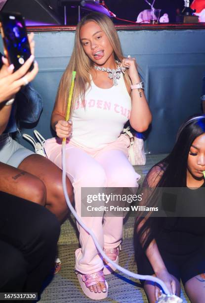 Milloto Rapper 893 Miss Mulatto Rapper Stock Photos, High-Res Pictures, and Images ...