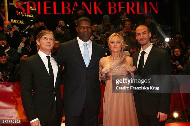 Regisseur Bille August, Dennis Haysbert, Diane Kruger Und Joseph Fiennes Bei Der "Goodbye Bafana" Premiere Bei Der 57. Berlinale In Berlin