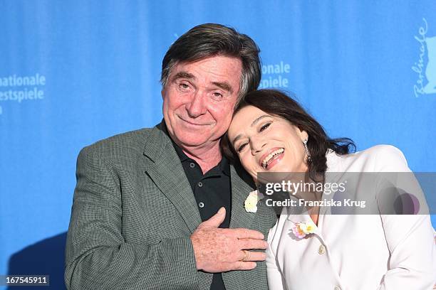 Elmar Wepper Und Hannelore Elsner Beim "Kirschblüten Hanami" Photocall Bei Der 58. Berlinale In Berlin