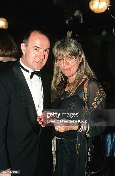 Hellmuth Matiasek Und Ehefrau Cornelia Froboess 1995 Bei Party Deutscher Filmpreis Im Friedrichstadt-Palast In Berlin