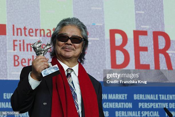 (Regisseur Koji Wakamatsu Auf Der Pressekonferenz Der Gewinner Der 60. Berlinale 2010 Im Hotel Hyatt In Berlin Am 20022010 (Photo by Franziska...