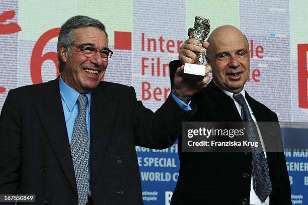 (Produzenten Robert Benmussa Und Alain Sarde Auf Der Pressekonferenz Der Gewinner Der 60. Berlinale 2010 Im Hotel Hyatt In Berlin Am 20022010 (Photo...