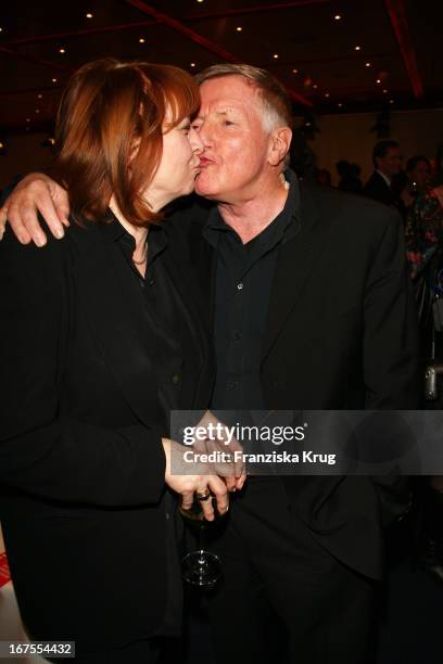 Manfred Zapatka Und Ehefrau Margarete Bei Der Party Bei Der Eröffnung Der 59. Berlinale Im Berlinale Palast In Berlin