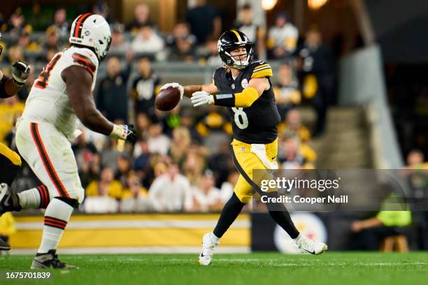 Kenny Pickett of the Pittsburgh Steelers drops back to pass against the Cleveland Browns during the first half at Acrisure Stadium on September 18,...