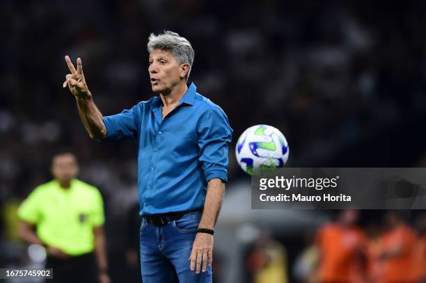 Renato Gaucho coach of Gremio reacts during a match between Corinthians and Gremio as part of Brasileirao Series A 2023 at Neo Quimica Arena on...