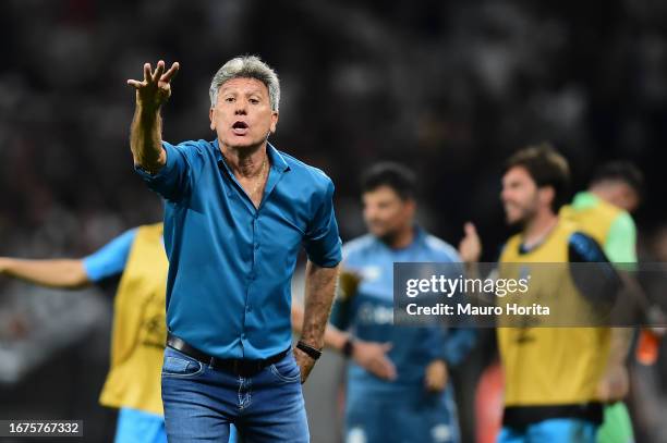 Renato Gaucho coach of Gremio reacts during a match between Corinthians and Gremio as part of Brasileirao Series A 2023 at Neo Quimica Arena on...