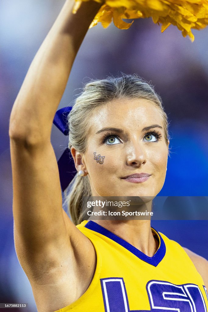 Addison Rae Lsu The LSU Tigers cheerleaders entertain the crowd during a game between ...