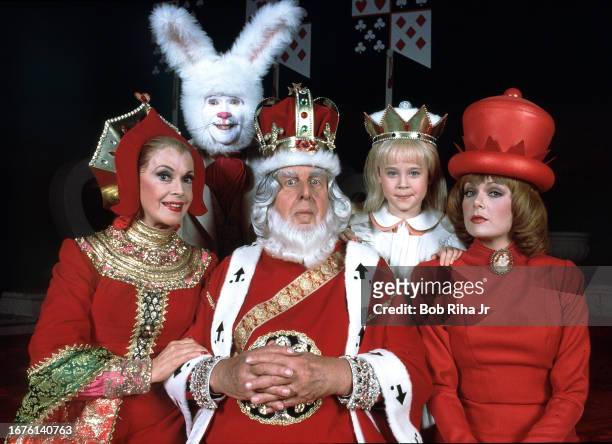Alice In Wonderland movie special has a cast of characters including Jayne Meadows as Queen of Hearts, Red Buttons as the White Rabbit, Robert Morley...