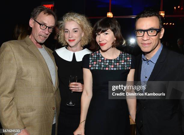 Times writter David Carr poses with Annie Erin Clark Carrie Brownstein and Fred Armisen at The New Yorker's David Remnick Hosts White House...