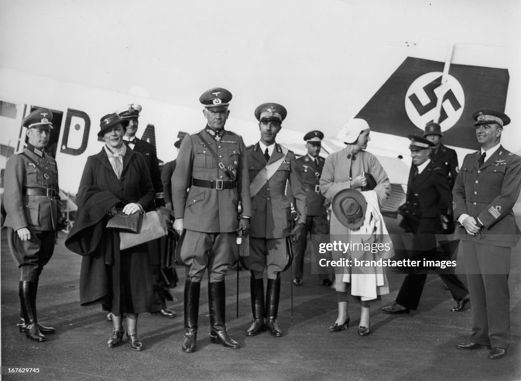 War Minister Field Marshal Werner von Blomberg at the airport before leaving for Rome. To his right: the Italian military attaché in Berlin, Colonel Marras. Berlin Tempelhof. Germany. Photograph. 02/06/1937. (Photo by Imagno/Getty Images) Reichskriegsmini