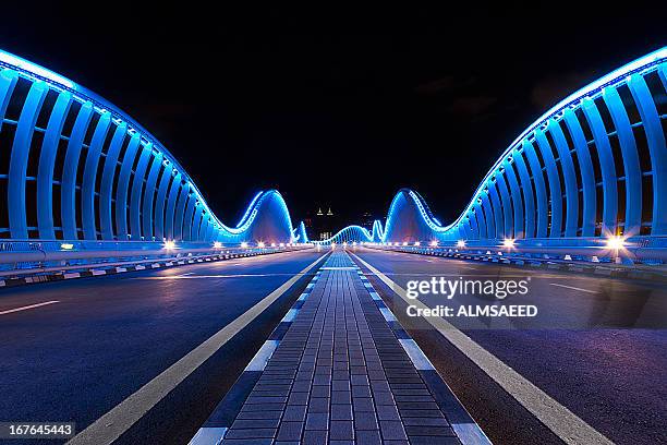 moments in between - dubai bridge stock pictures, royalty-free photos & images