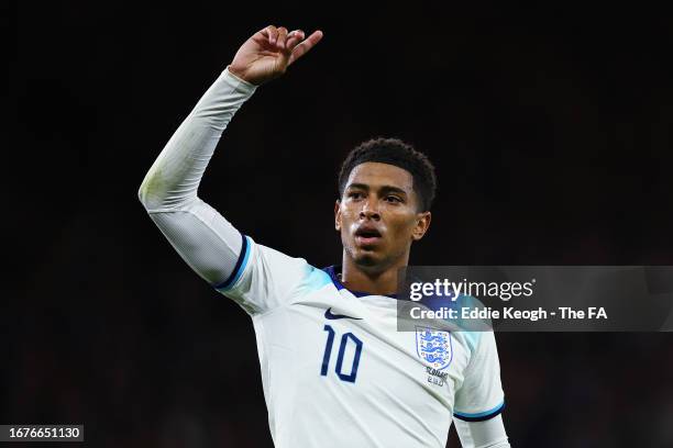 Jude Bellingham of England celebrates after scoring the team's second goal during the 150th Anniversary Heritage Match between Scotland and England...