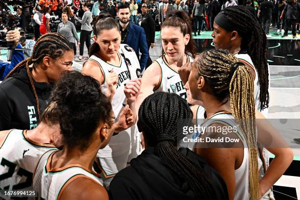 Breanna Stewart of the New York Liberty huddles up with her team after the game against the Washington Mystics during the 2023 WNBA Playoffs on...