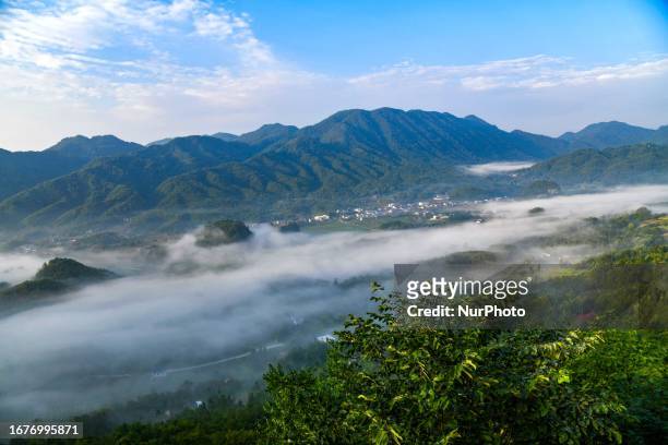 Morning fog shrouding the Kongshan National Forest Park in Tongjiang County, Bazhong City, Sichuan Province, China, September 16, 2023.