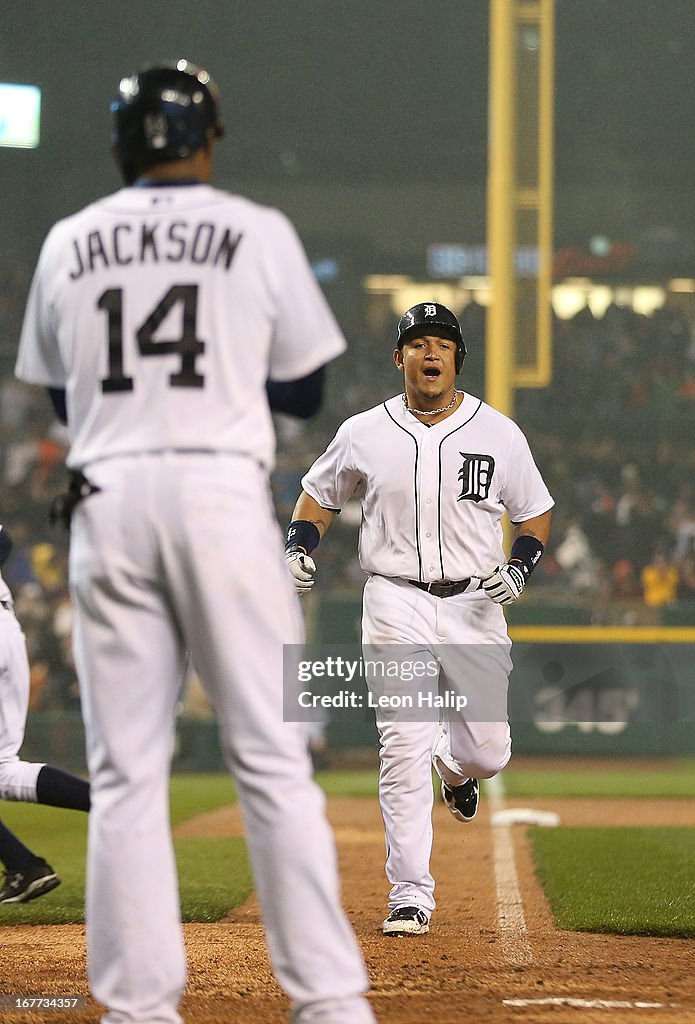 Atlanta Braves v Detroit Tigers