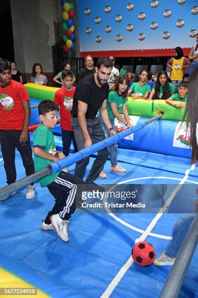 Goffredo Cerza during the human kicker match at the KinderTag 2023 at Radialsystem V on September 20, 2023 in Berlin, Germany.