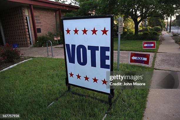 Library Voting Wall Austin Public Library Photos and Premium High Res Pictures - Getty Images