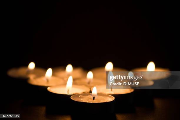 velas - monumento conmemorativo fotografías e imágenes de stock