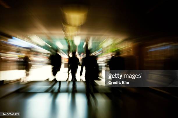 Silouettes Rushing London Underground Tube Silhouette Photos and Premium High Res Pictures ...