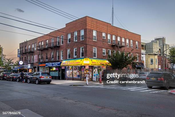 small supermarket on a street corner - new york bodega stock pictures, royalty-free photos & images