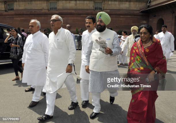 Chief Minister of Haryana Bhupinder Hooda, Punjab congress party President Pratap Singh Bajwa, with minister of state for external affairs preneet...