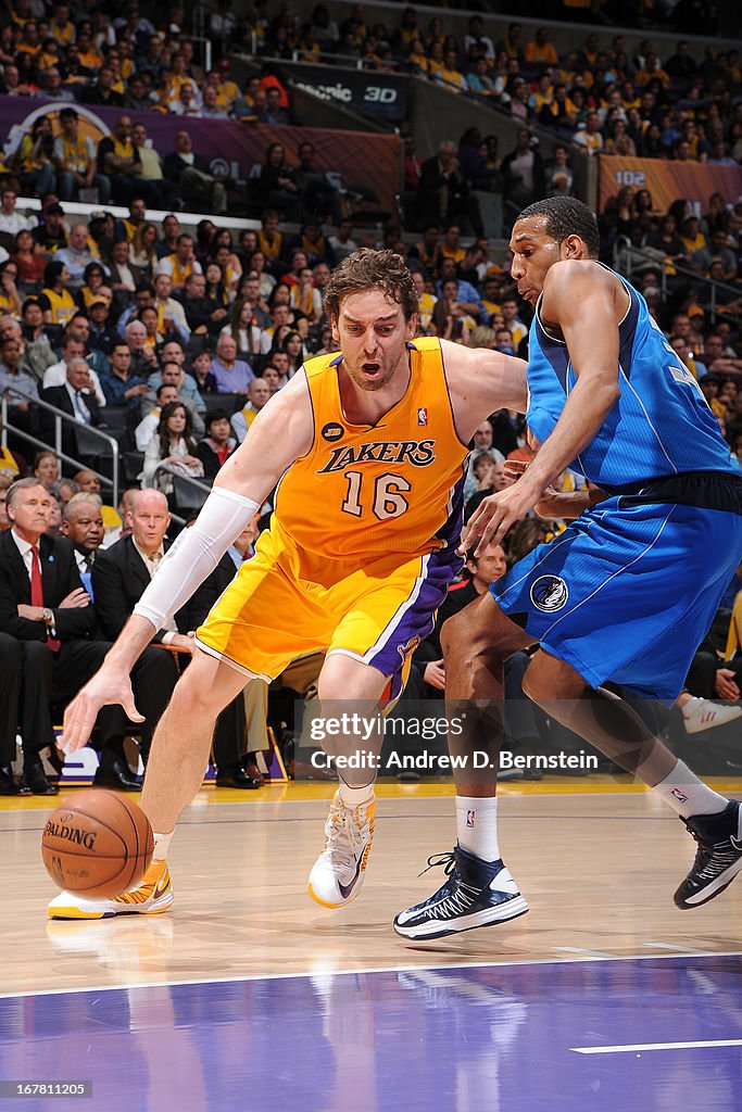 Dallas Mavericks v Los Angeles Lakers