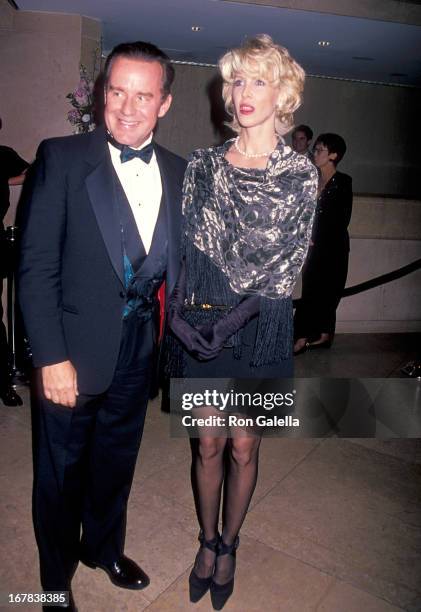 Actor Phil Hartman and wife Brynn attend the 11th Carousel of Hope Ball to Benefit the Barbara Davis Center for Childhood Diabetes on October 28,...