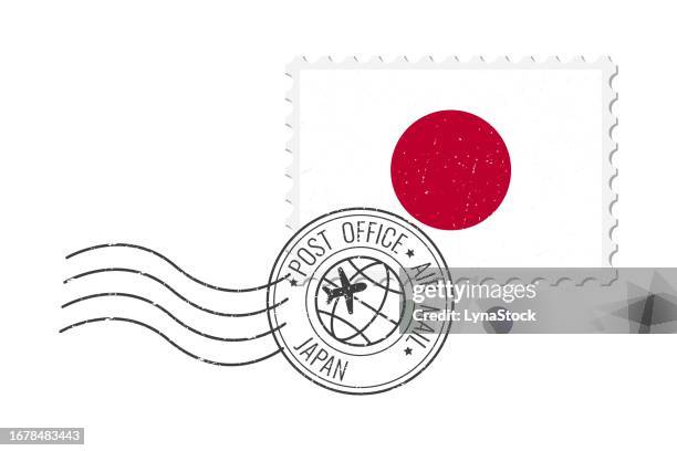 japan grunge briefmarke. weinlese-postkarten-vektorillustration mit japanischer nationalflagge isoliert auf weißem hintergrund. retro-stil. - luftpost stock-grafiken, -clipart, -cartoons und -symbole