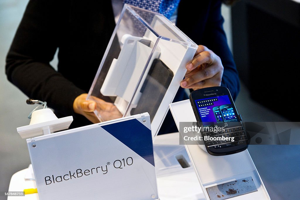 A Bell Canada Store Prepares As BlackBerry Q10 Smartphone Goes On Sale Across Canada