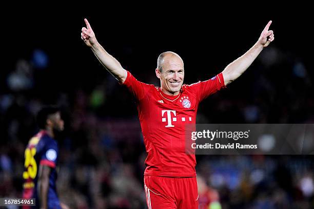 Arjen Robben of Munich celebrates reaching the final following his team's 3-0 victory during the UEFA Champions League semi final second leg match...