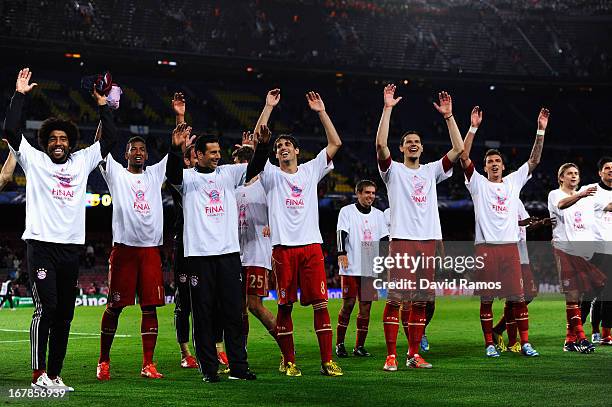 The Bayern Munich team celebrate following their victory during the UEFA Champions League semi final second leg match between Barcelona and FC Bayern...