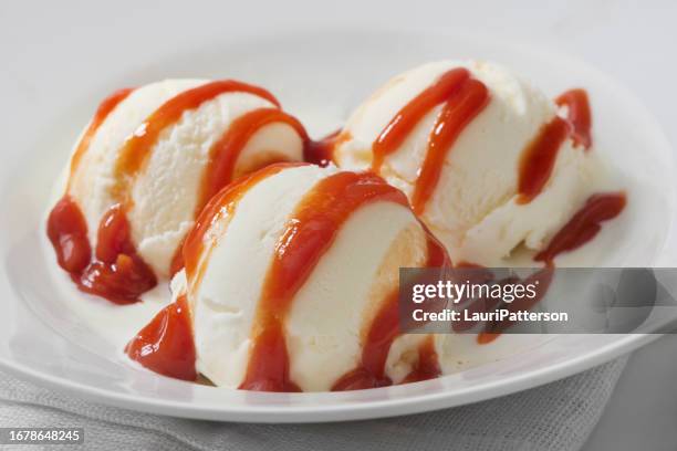 copycat vanilla ice cream sundae with tomato ketchup - vanilla ice cream stock pictures, royalty-free photos & images