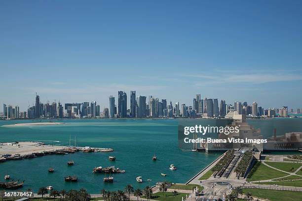 doha, the museum of islamic art. - doha museum stock pictures, royalty-free photos & images