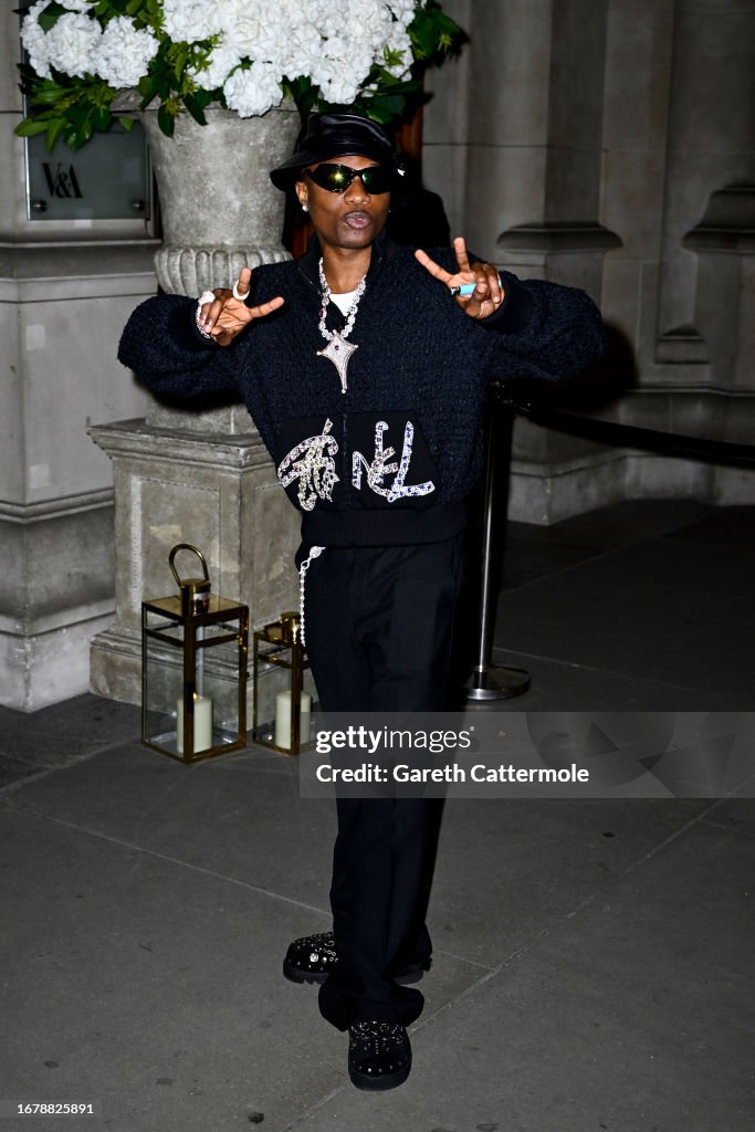 "Gabrielle Chanel. Fashion Manifesto" Private View - Arrivals