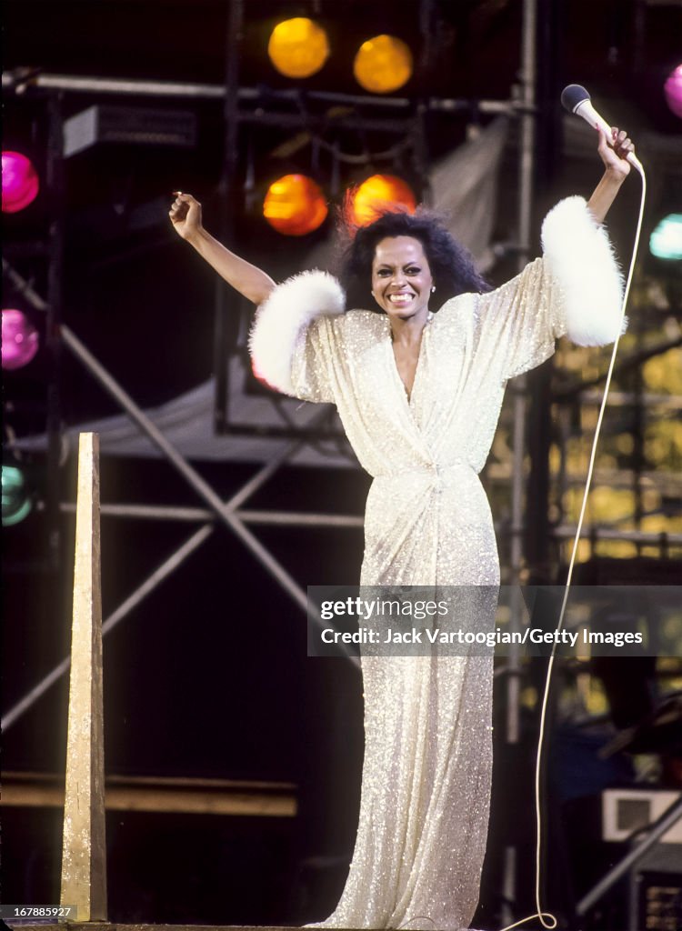 Diana Ross In Central Park