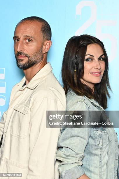 Arié Elmaleh and Helena Noguerra attend the "Brigade Anonyme" Photocall during the 25th La Rochelle Fiction Festival on September 13, 2023 in La...