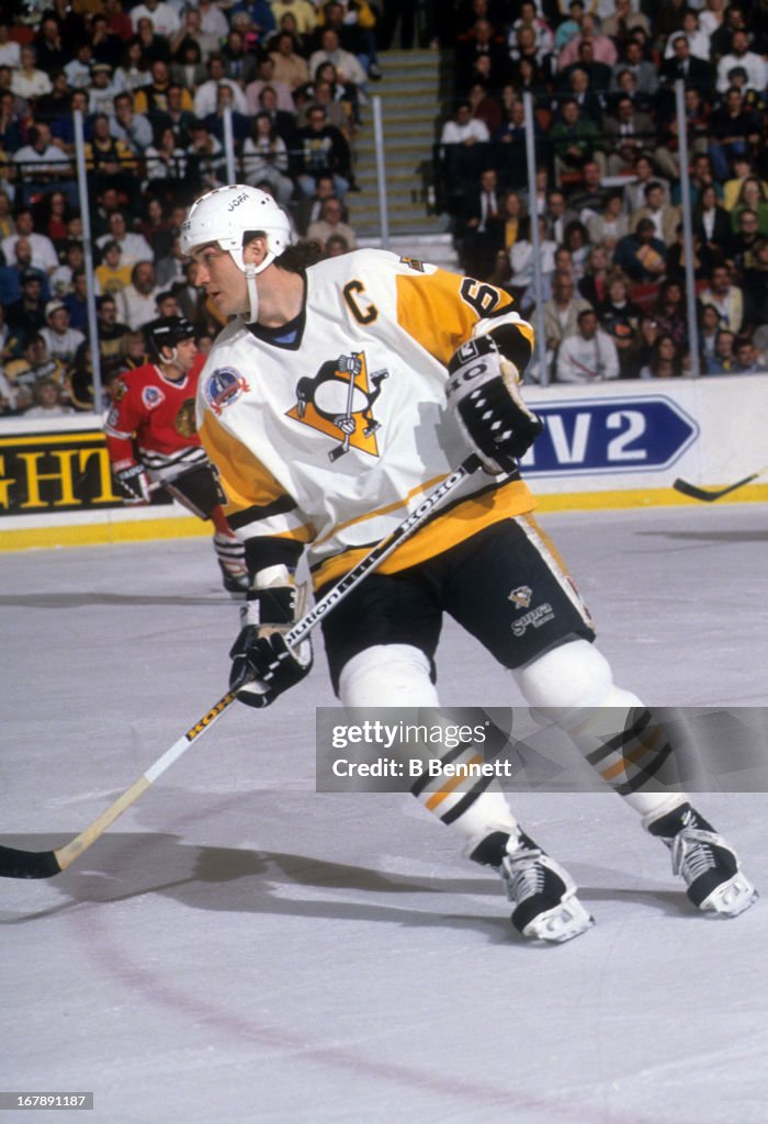 1992 Stanley Cup Finals - Game 1: Chicago Blackhawks v Pittsburgh Penguins