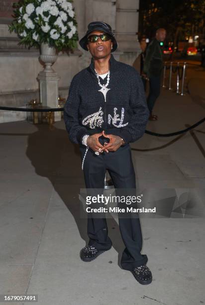 Wizkid attends the private view of "Gabrielle Chanel. Fashion Manifesto" at The V&A on September 13, 2023 in London, England.