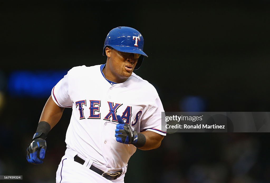 Chicago White Sox v Texas Rangers